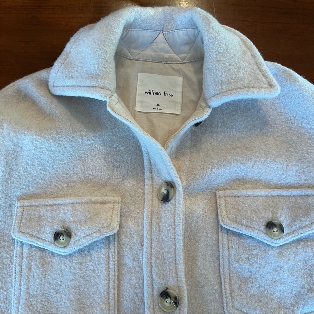 Aritzia Wilfred Free 100% Merino Wool The Ganna Shacket Shirt Jacket XS - Picture 4 of 10